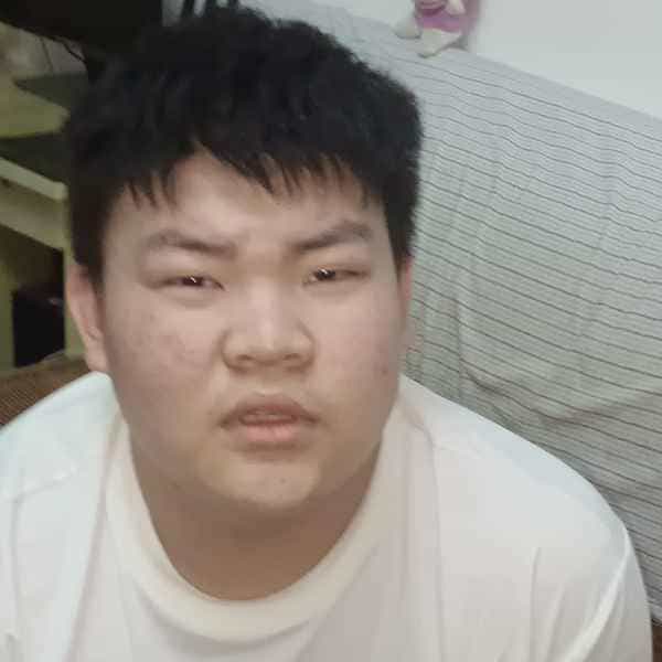 江苏20岁单身帅哥真诚找对象-绥化征婚相亲网