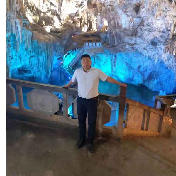 云南34岁单身帅哥真诚找对象-绥化征婚相亲网
