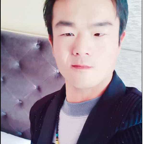 青海30岁单身帅哥真诚找对象-绥化征婚相亲网