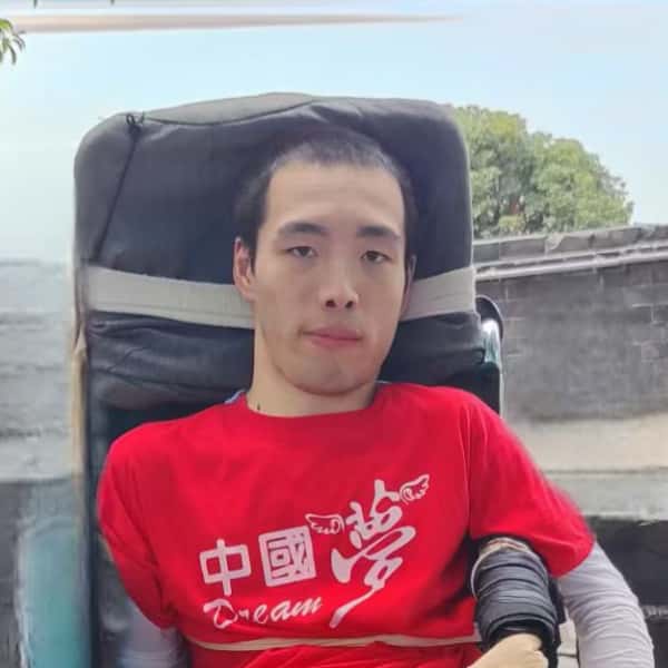 湖南30岁单身帅哥真诚找对象-绥化征婚相亲网