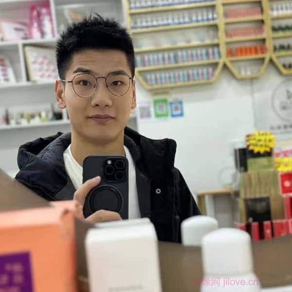 陕西28岁单身帅哥真诚找对象-绥化征婚相亲网