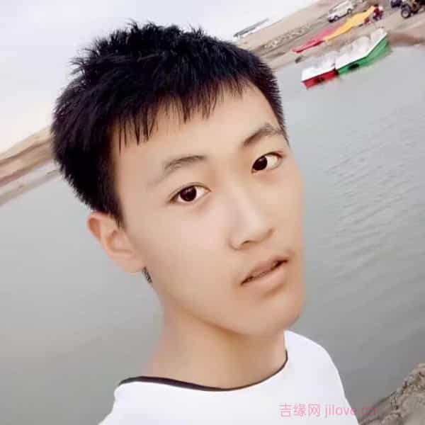 河南24岁单身帅哥真诚找对象-绥化征婚相亲网