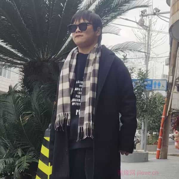 江西20岁单身帅哥真诚找对象-绥化征婚相亲网